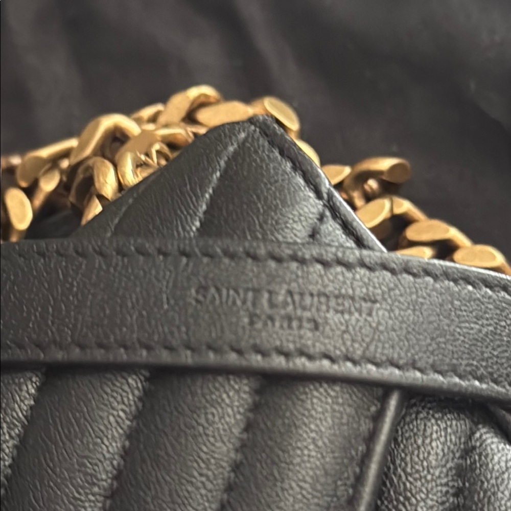 🥳HP🥳🔥Yves Saint Laurent Black College Chevron Cross Body Bag🔥 - Picture 6 of 17